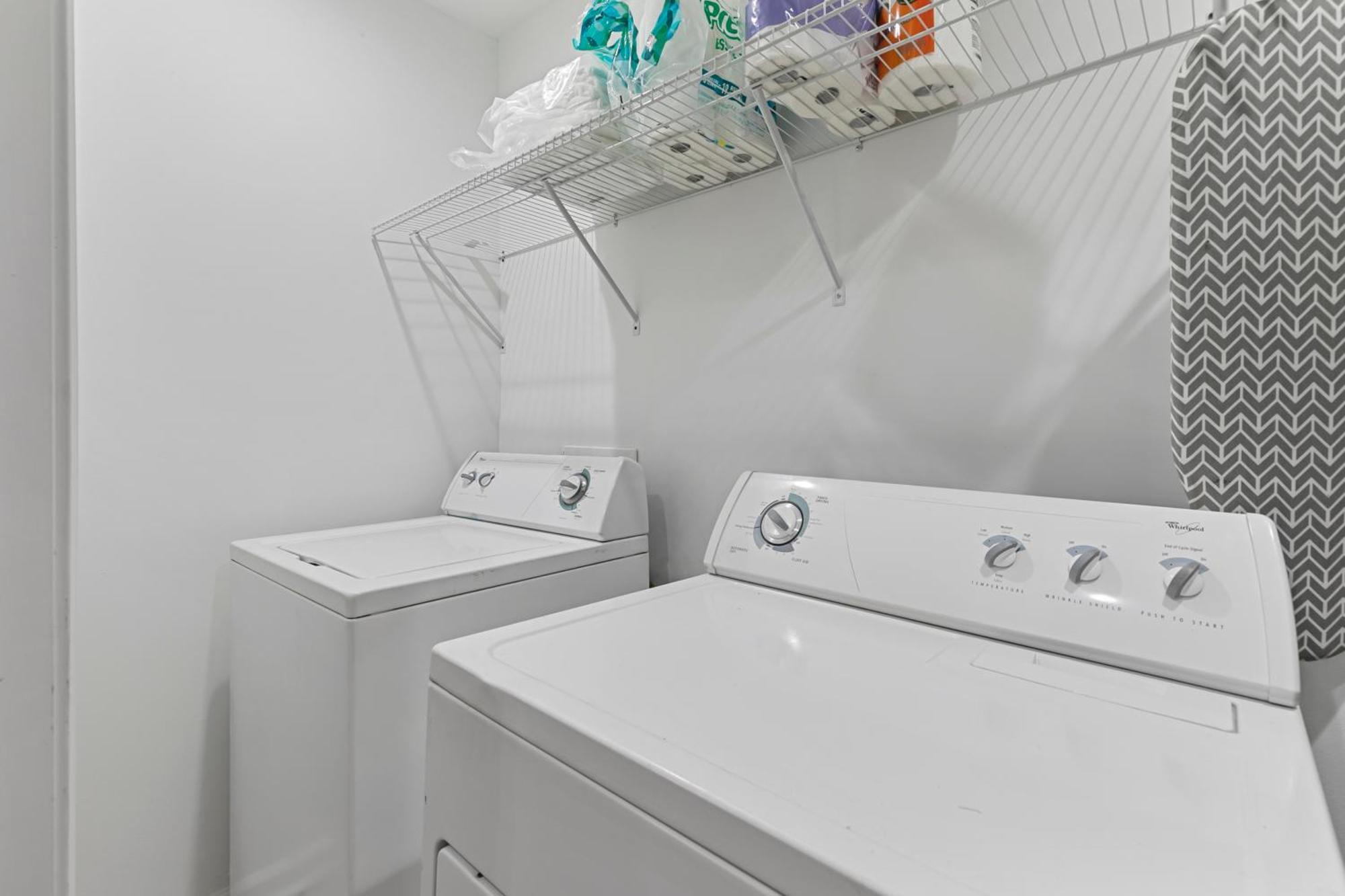 Chic 1br Oasis Ideal Retreat Near Six Flags Austell